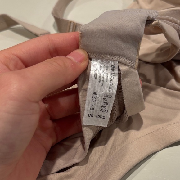 Wacoal Nude Women's Bra - Picture 3 of 3